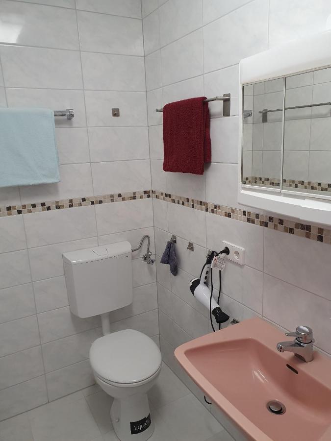 Ferienwohnung Am Kurpark Бад Вилдбад Екстериор снимка