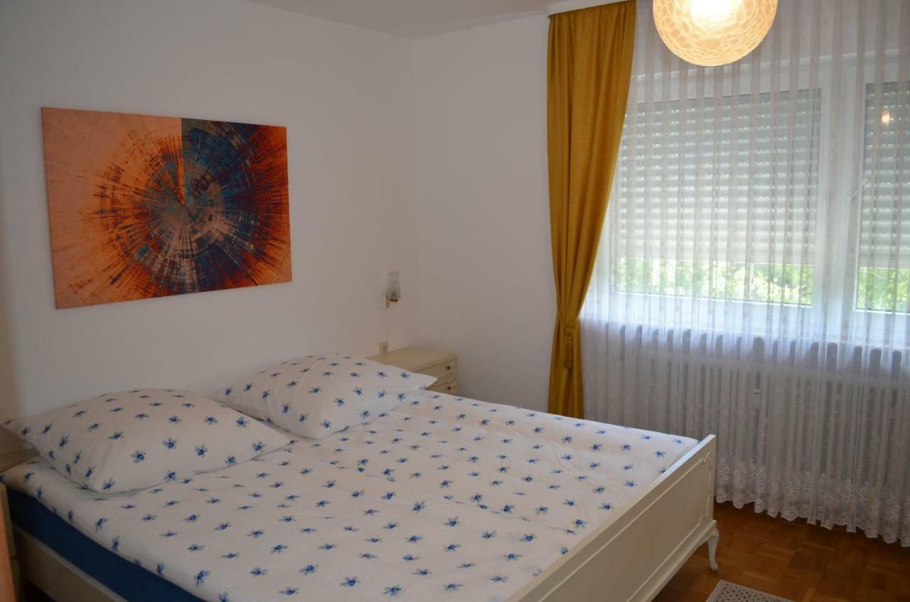 Ferienwohnung Am Kurpark Бад Вилдбад Екстериор снимка