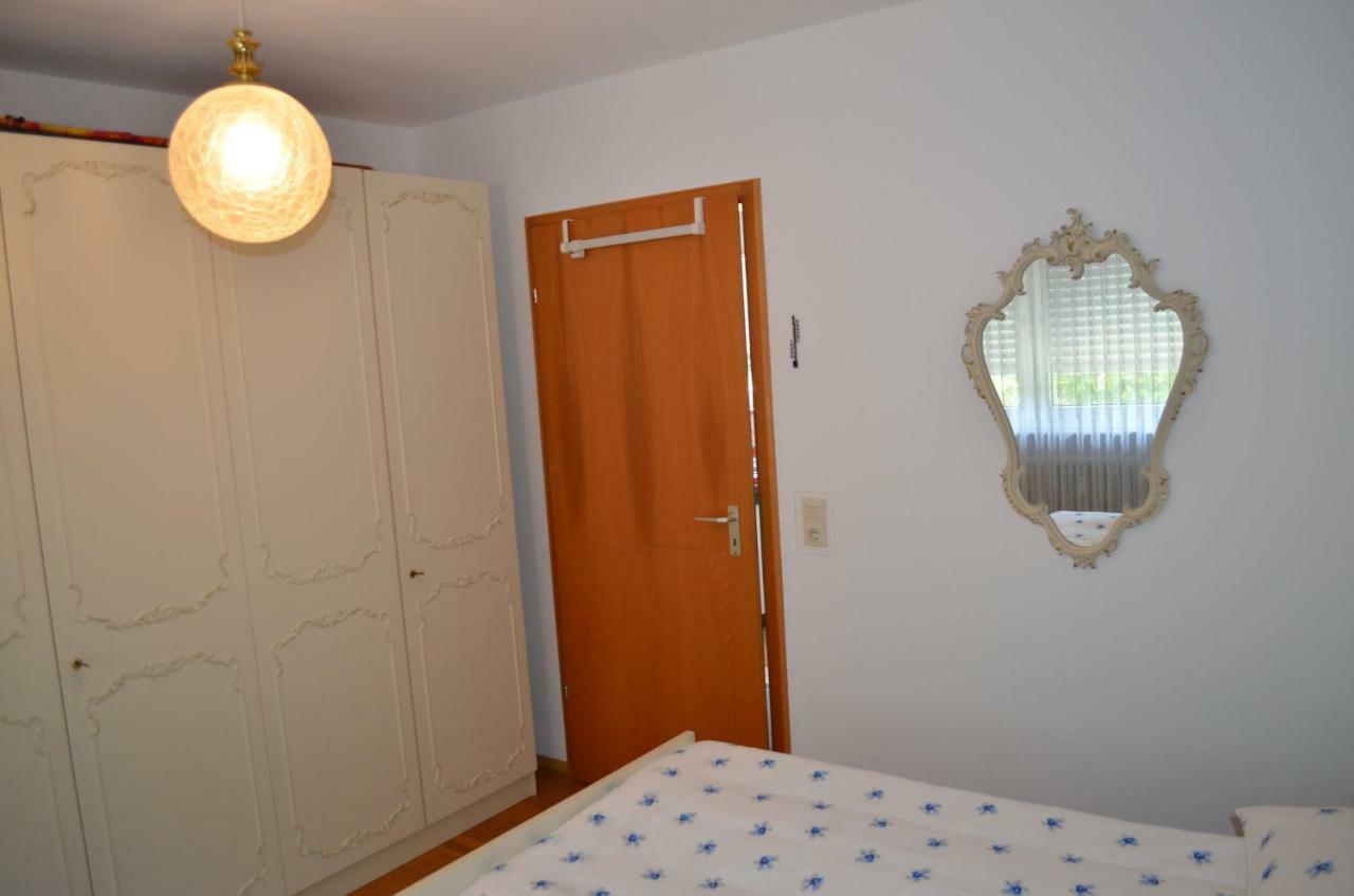 Ferienwohnung Am Kurpark Бад Вилдбад Екстериор снимка