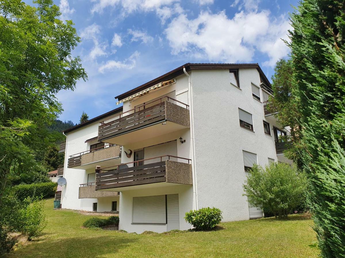 Ferienwohnung Am Kurpark Бад Вилдбад Екстериор снимка
