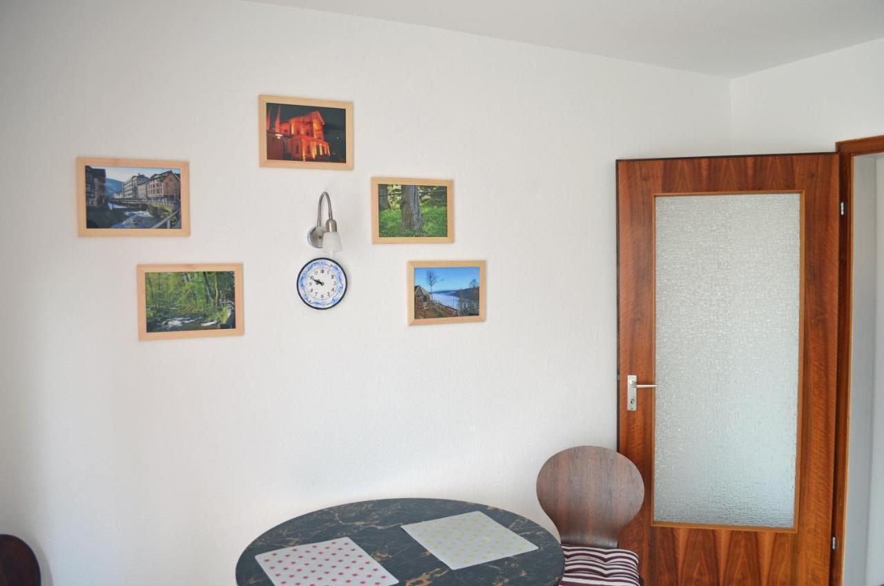Ferienwohnung Am Kurpark Бад Вилдбад Екстериор снимка