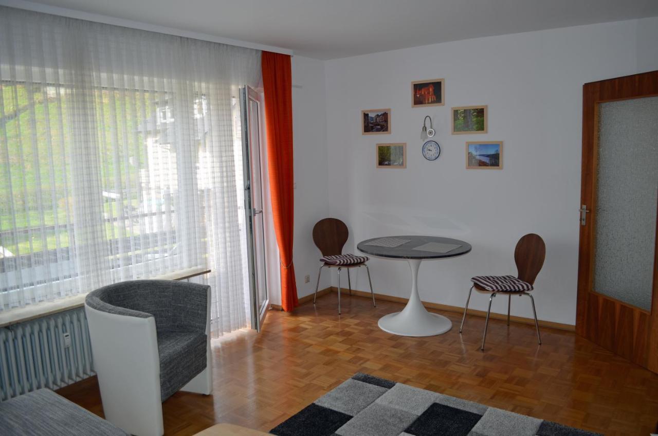 Ferienwohnung Am Kurpark Бад Вилдбад Екстериор снимка